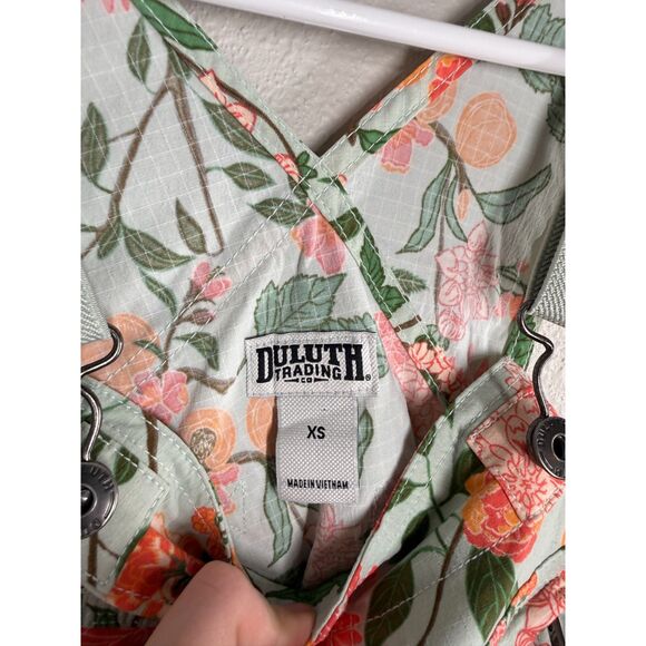 Duluth Trading Womens Heirloom Gardening Short Overalls Sz XS Gorpcore Cargo - Picture 6 of 8